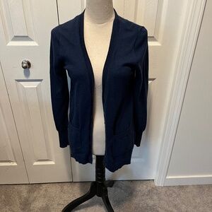 Contemporarie size M wool cardigan